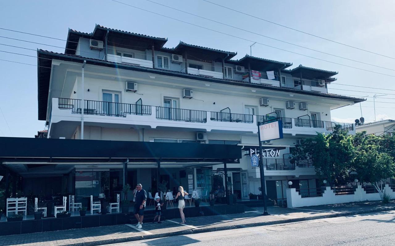 尼欧波洛伊 Platon酒店 外观 照片